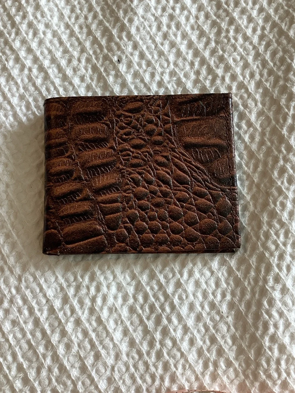 Leather Bifold Wallet - Brown Croc-Embossed